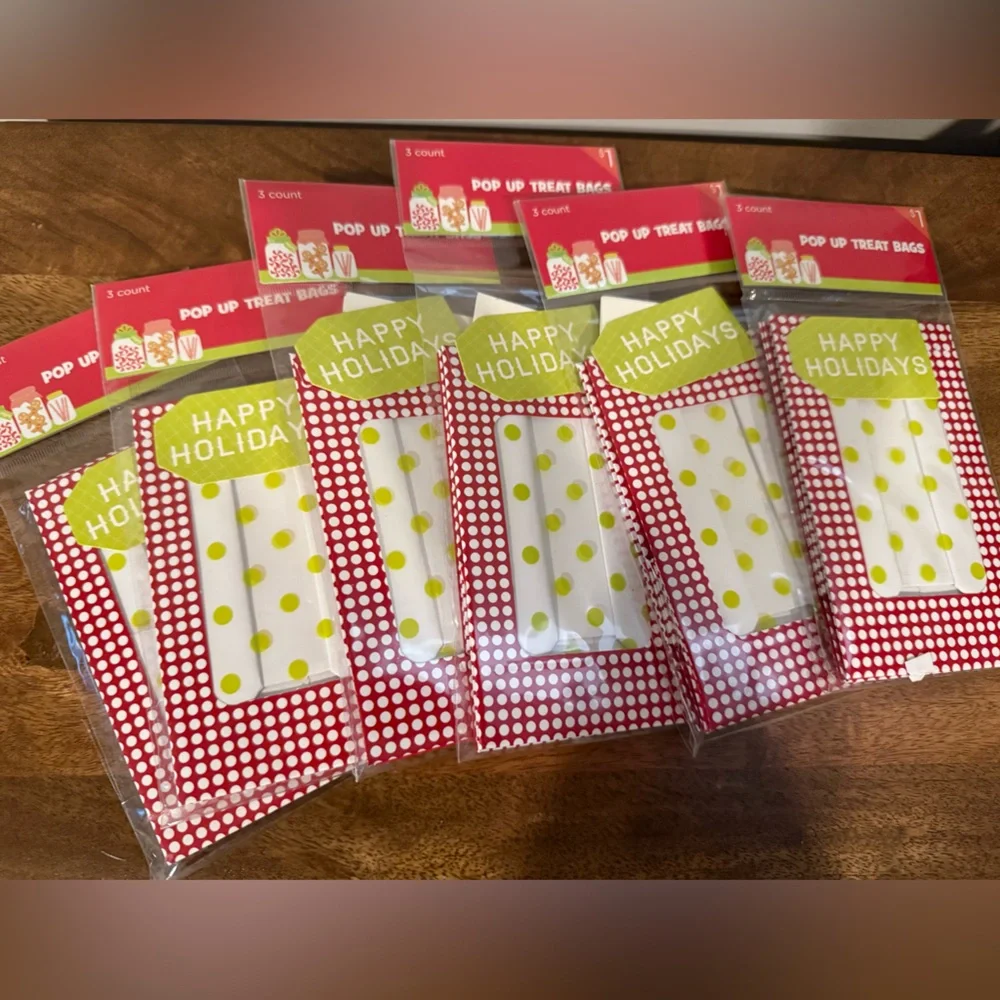 33 holiday treat bags Bundle of 11 packs of Holiday treat bags, total 33 bags